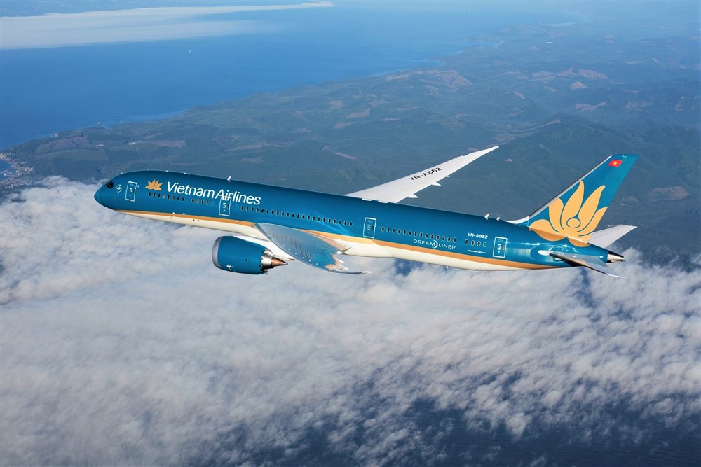 Vietnam Airlines cầu cứu và chuyện 'con đẻ', 'con ghẻ' của nền kinh tế