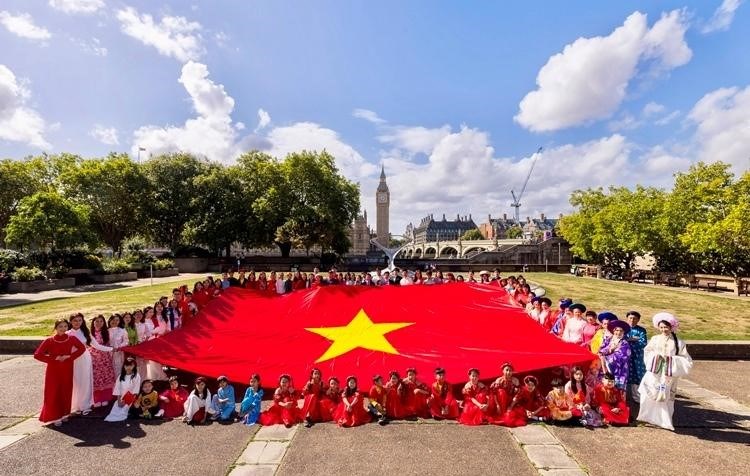 Nghị quyết 23-NQ/TW: định vị kiều bào là chủ thể lan tỏa giá trị Việt Nam ra thế giới