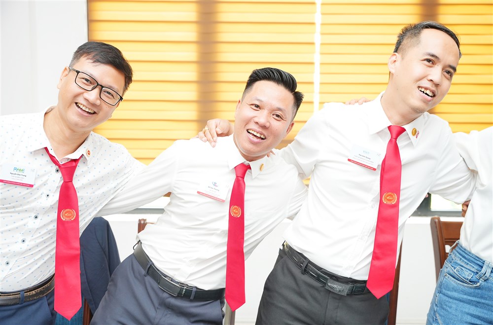 Giá trị của một mạng lưới không nằm ở việc bạn biết bao nhiêu người, mà ở việc có bao nhiêu người thực sự biết và tin bạn