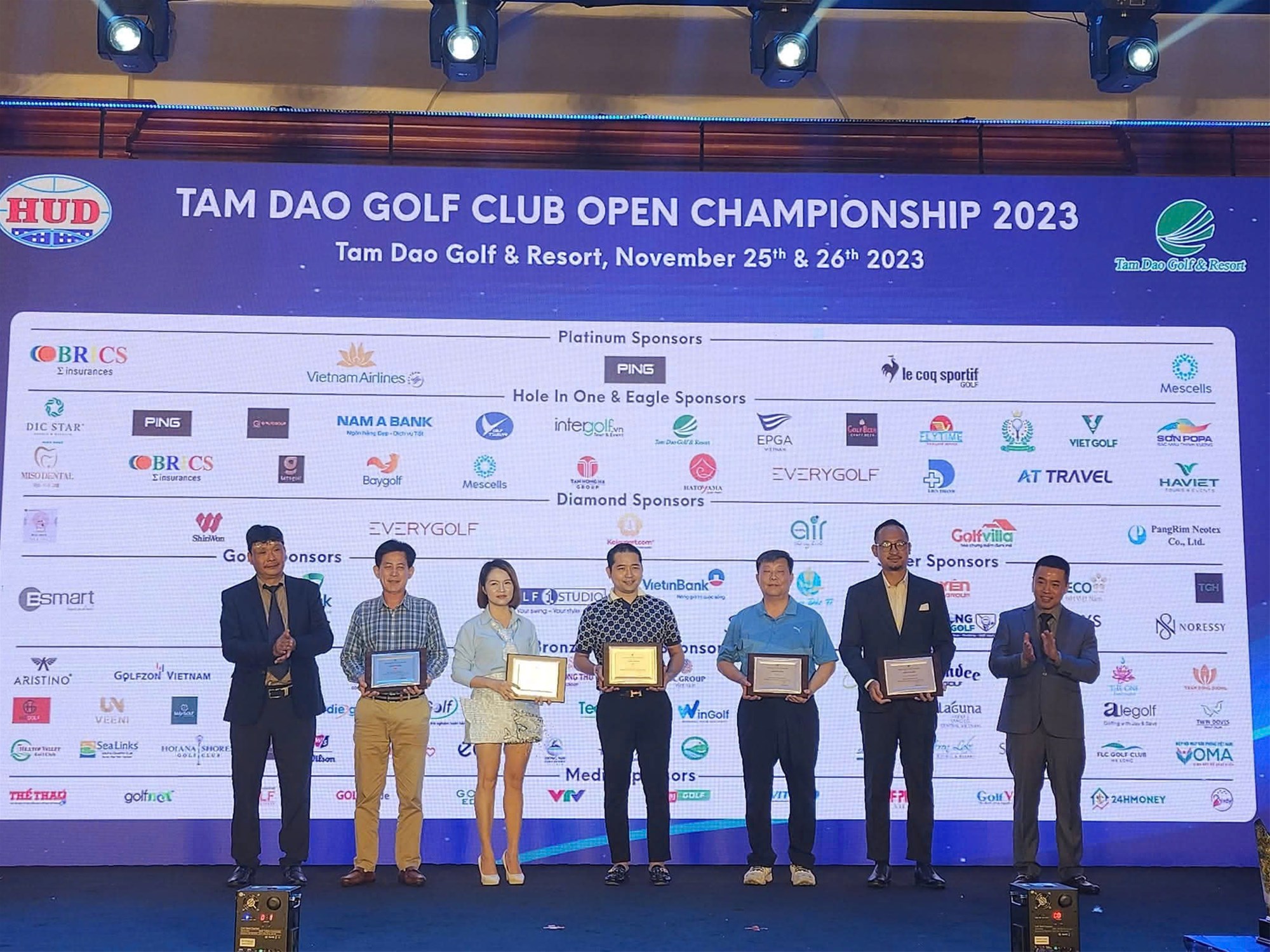 Healthy Air nhà tài trợ kim cương giải golf Tam Đảo